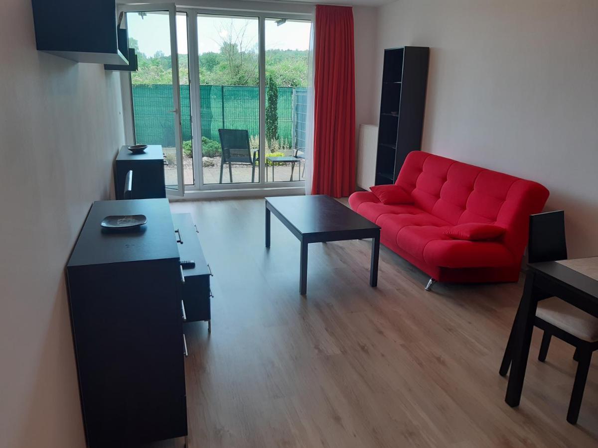 Apartment Park Radouc - 60M2 Mladá Boleslav Dış mekan fotoğraf