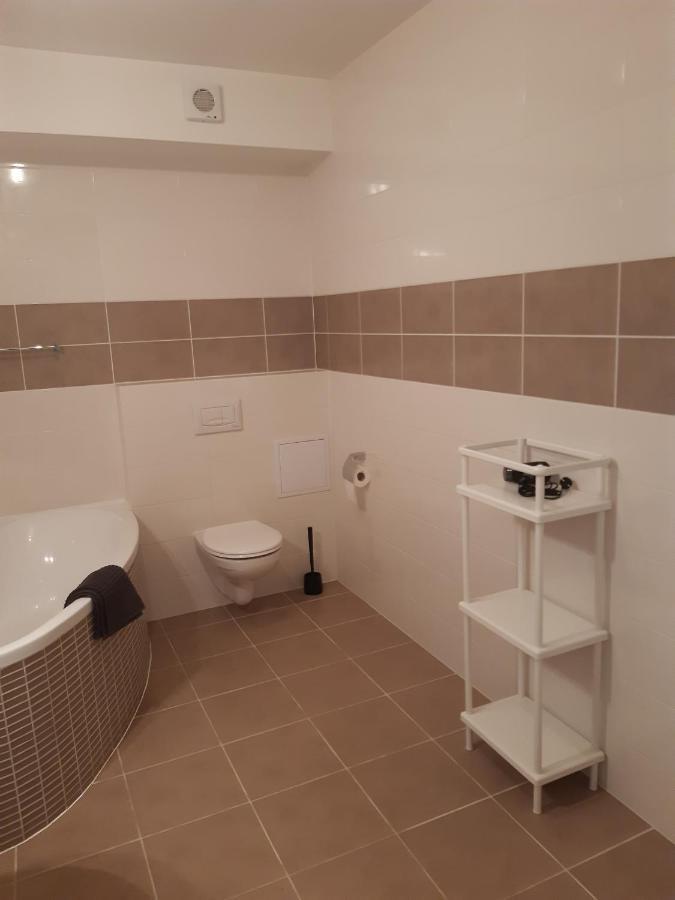 Apartment Park Radouc - 60M2 Mladá Boleslav Dış mekan fotoğraf