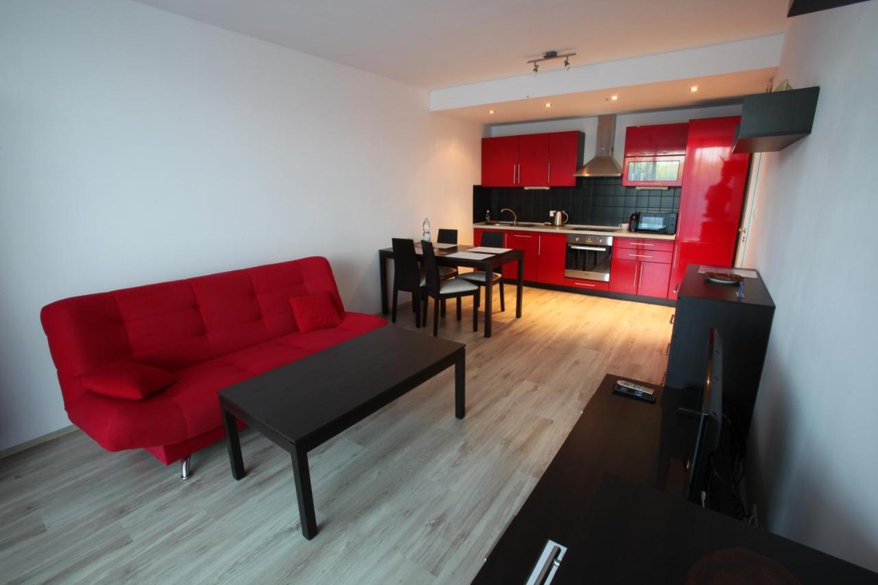 Apartment Park Radouc - 60M2 Mladá Boleslav Dış mekan fotoğraf